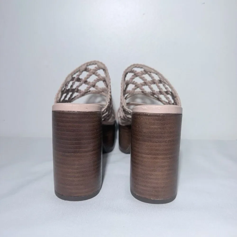 SCHUTZ Rose-Nude Platform Sandals Woven Leather High Block Heel Size 8